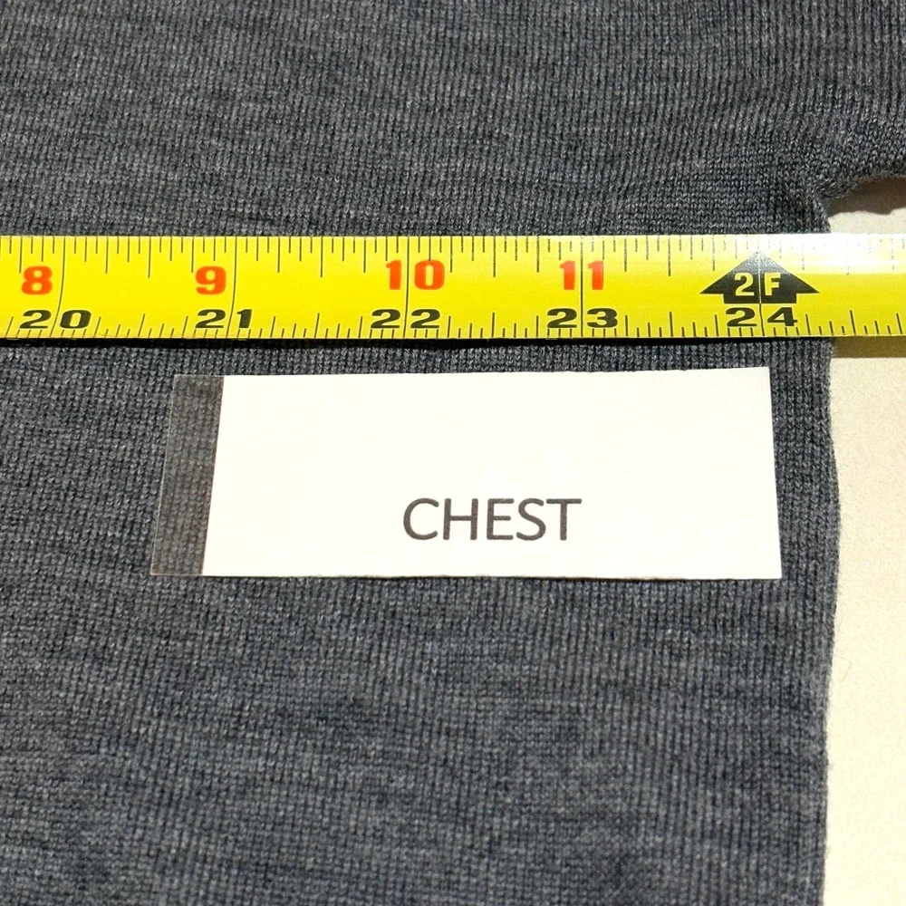 J Crew Men‎ V-Neck Wool Sweater Sz M Gray Pullover Lightweight Preppy Breathable